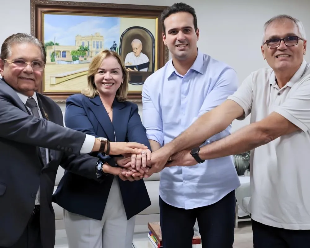 Sílvia Benjamin articula ações para educação e infraestrutura em reunião com Lucas Ribeiro e Adriano Galdino|Foto: Assessoria