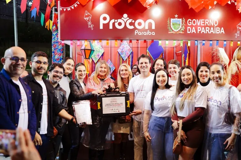 Procon-PB usa tecnologia inédita para identificar metanol em bebidas no São João de Campina Grande-PB|Foto: Secom-PB