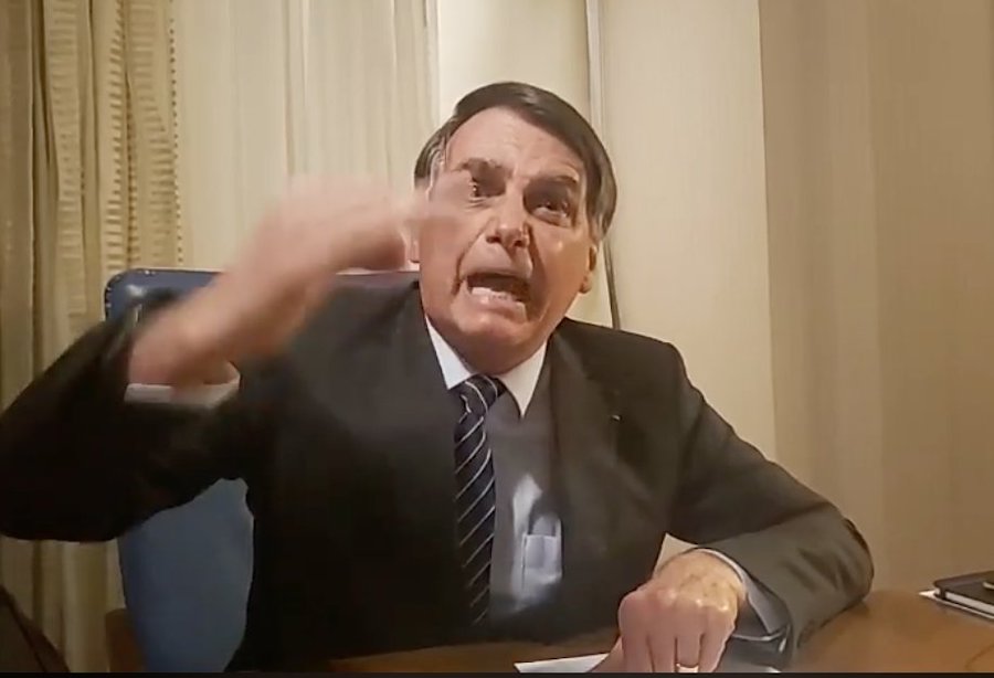 Bolsonaro humiçha os nordestinos e os chamam de analbatos 