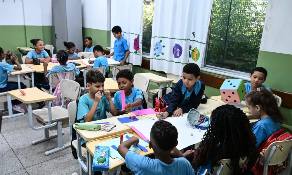 Governo fixa em R$ 5,1 mil novo piso nacional do magistério|Foto: Divulgação/Leia Brasil