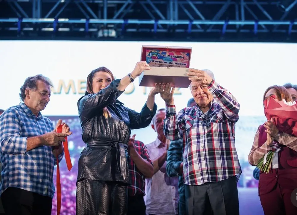 Prefeita Corrinha Delfino abre o Xamegão com homenagem ao idealizador da festa, Vituriano de Abreu|Foto: Divulgação
