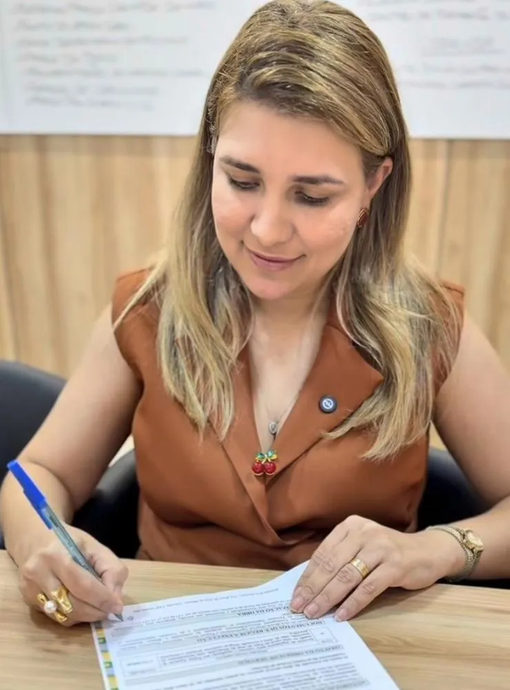 Prefeita do município de Poço de José de Moura-PB, Laís Raquel|Foto: Divulgação
