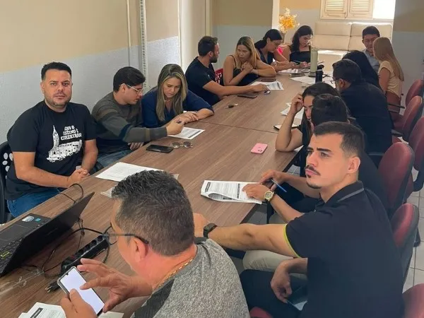 Secretaria de Turismo de Cajazeiras reúne municípios da região para debater estratégias