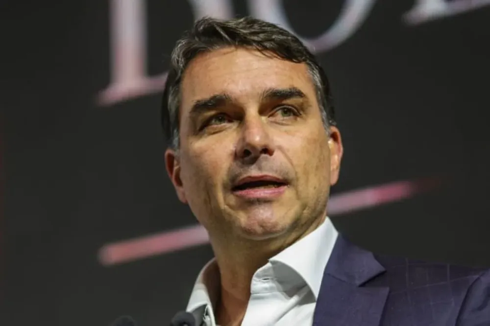 Após eliminação do Brasil na Copa, Flávio Bolsonaro liga derrota ao PT|Foto: Divulgação