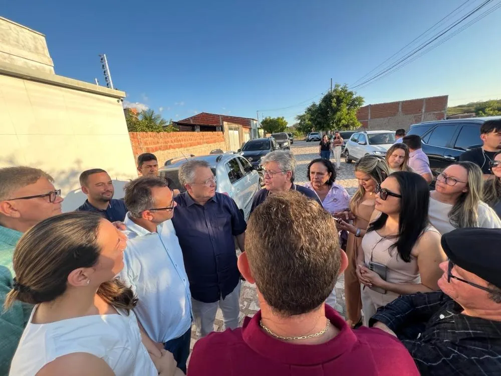 Grupo liderado por João Cleber reafirma aliança em recepção a João Azevêdo em Santa Helena-PB|Foto: Divulgação