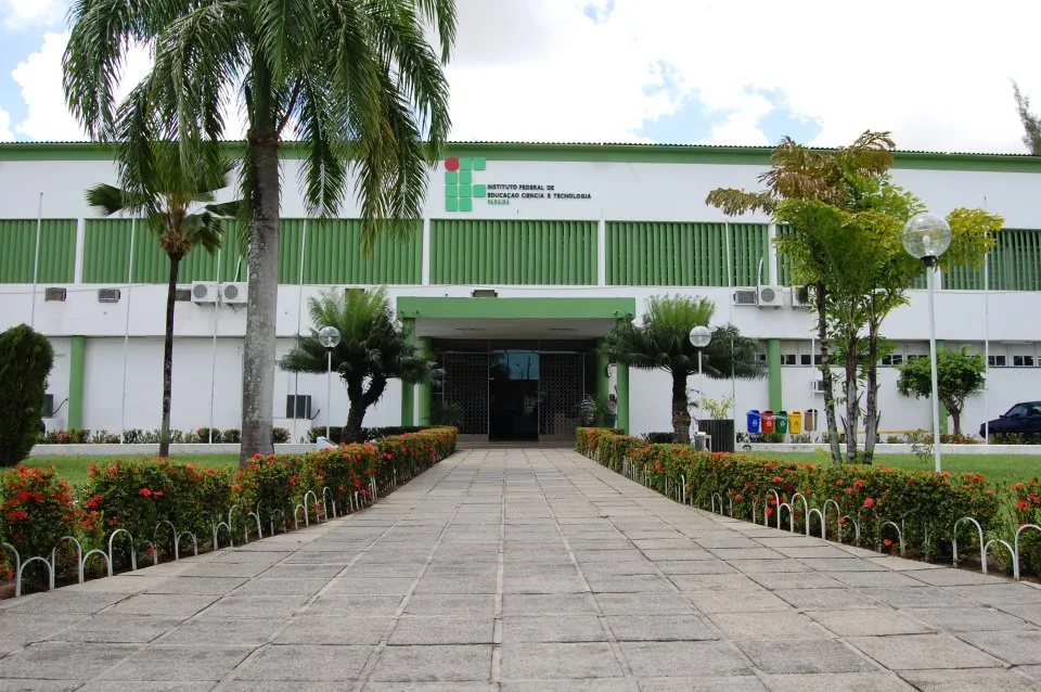 IFPB abre inscrições para 356 vagas para cursos superiores; confira áreas