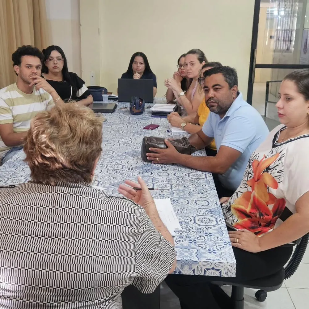 Educação de Bonito de Santa Fé alinha ações para o segundo semestre letivo