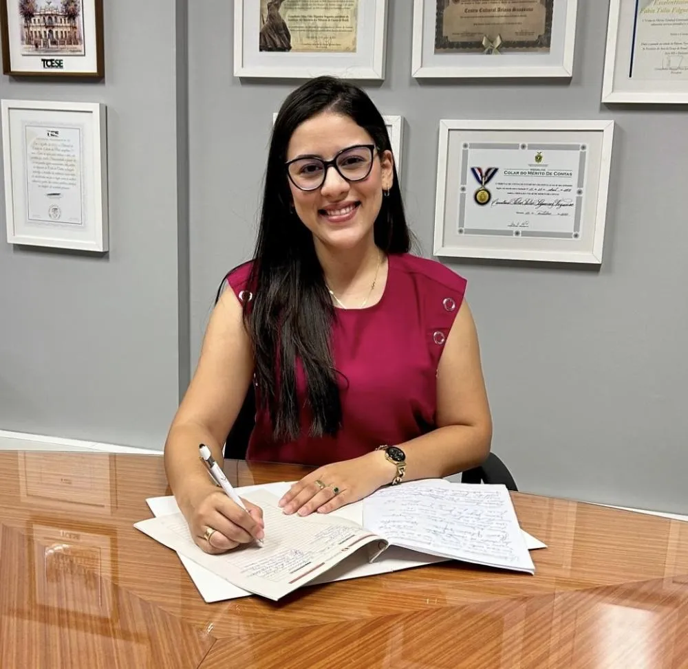 Prefeita do município de Monte Horebe-PB, Milena Nogueira|Foto: Tribuna10