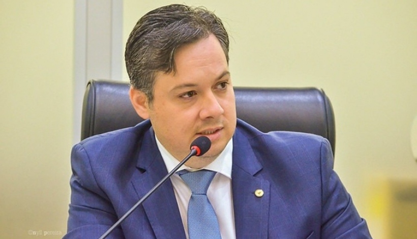 Deputado Júnior Araújo anuncia seu apoio ao governo do esdtado na sexta-feira (14) 