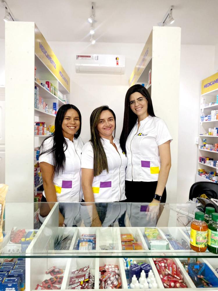 Em São José de Piranhas, farmácia se destaca pelo preço baixo e serviço informativo na sua rede sociaL
