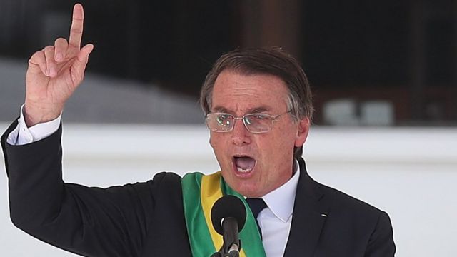  A Constituição Federal, no entanto, não estabelece o ritual como obrigatório