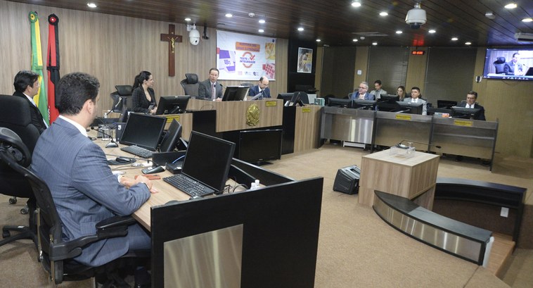 TRE cassa mandatos de vereadores de São João do Rio do Peixe