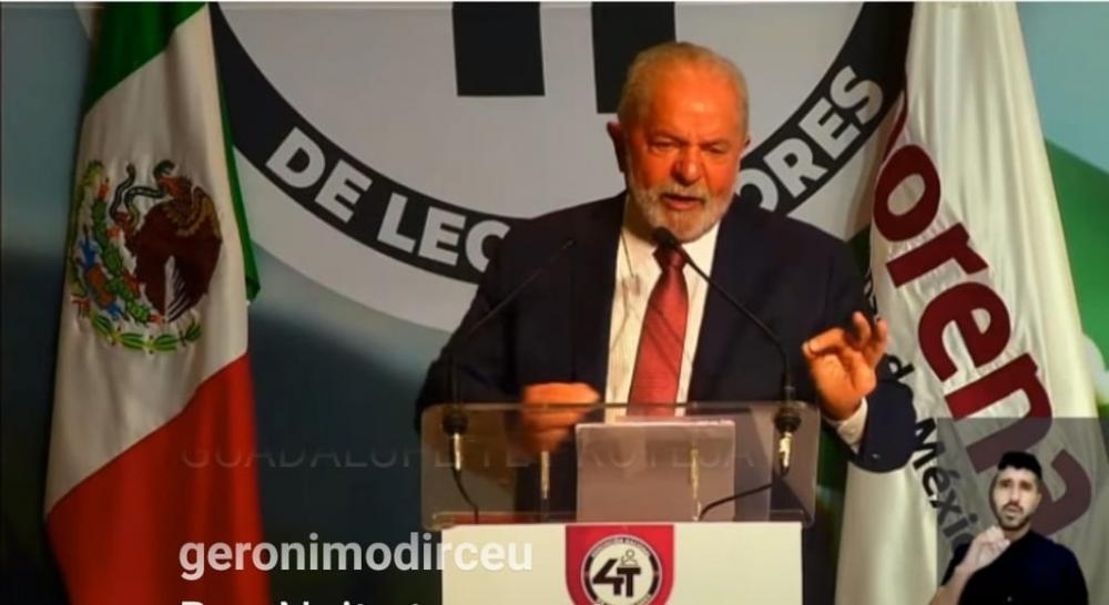 Na reunião, o ex-presidente falou de diversos assuntos, a exemplo da recuperação da democracia brasileira e disse que, caso eleito, não vai permitir a venda de estatais do Brasil, como está acontecendo no governo de Bolsonaro