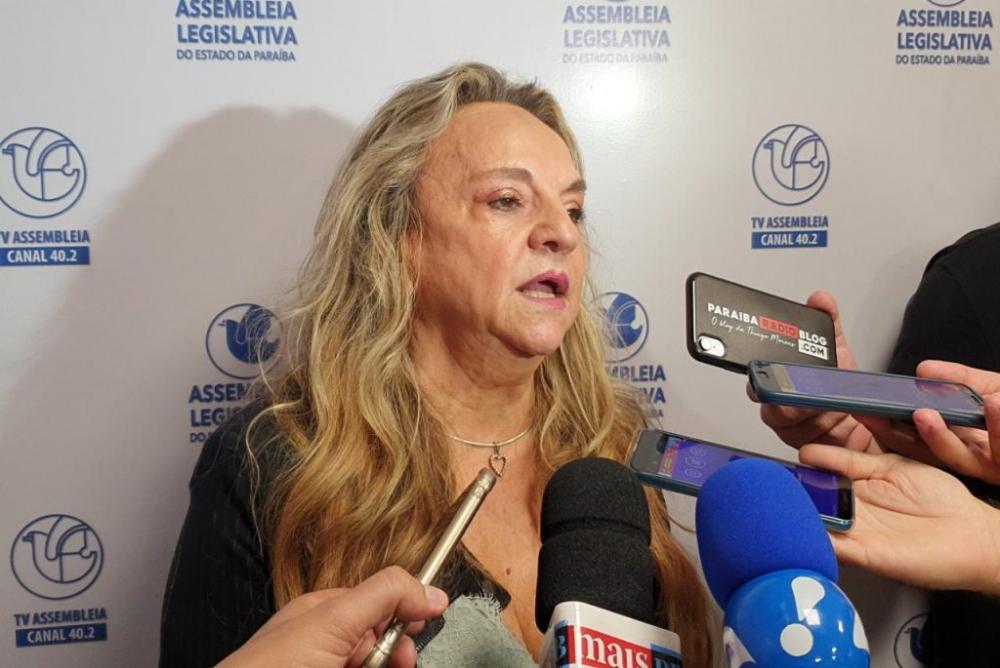 Dra. Paula enfrenta problema para exercer mandato após TRE receber denúncia de abuso de poder político 
