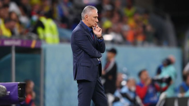 Tite sofre assaldo quando caminhava na Barra da Tijuca RJ 