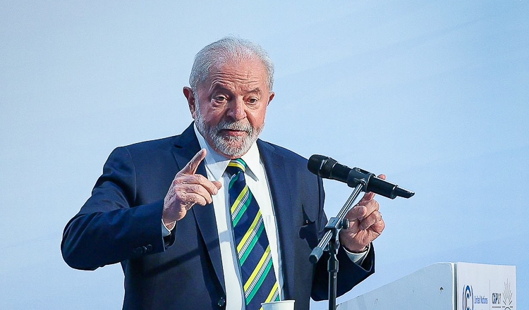Lula pediu para que a população não se preocupasse com o “barulho” feito por manifestantes insatisfeitos com a sua vitória
