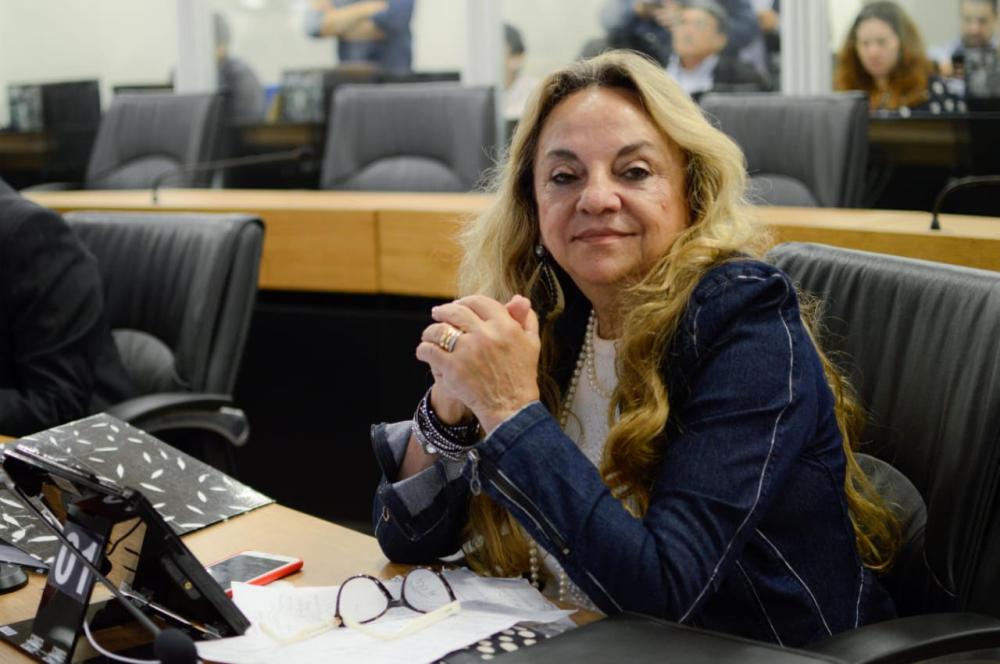 Embora tenha se oferecido para ser secretária de saúde do estado, Dra. Paula perde vaga para Jhony Bezerra 