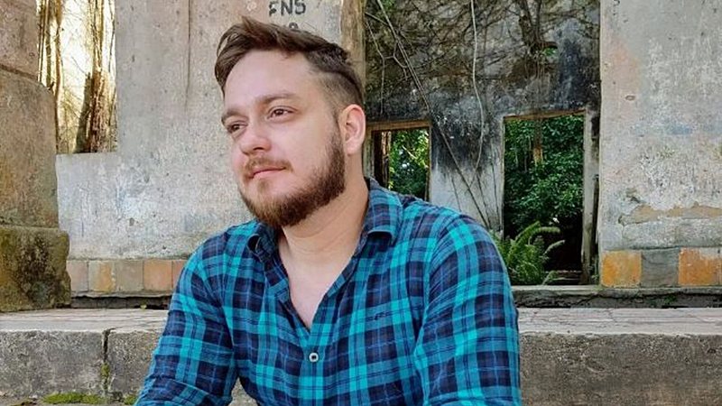 vítima estava acompanhada da noiva e do enteado, quando foi assassinada