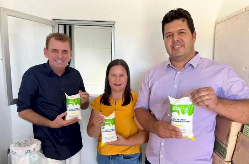 Deputado eleito Chico Mendes assume compromisso com criadores no Cariri. 