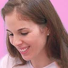 Em 2002, ela foi condenada a 39 anos e seis meses de prisão por ter tramado a morte dos pais