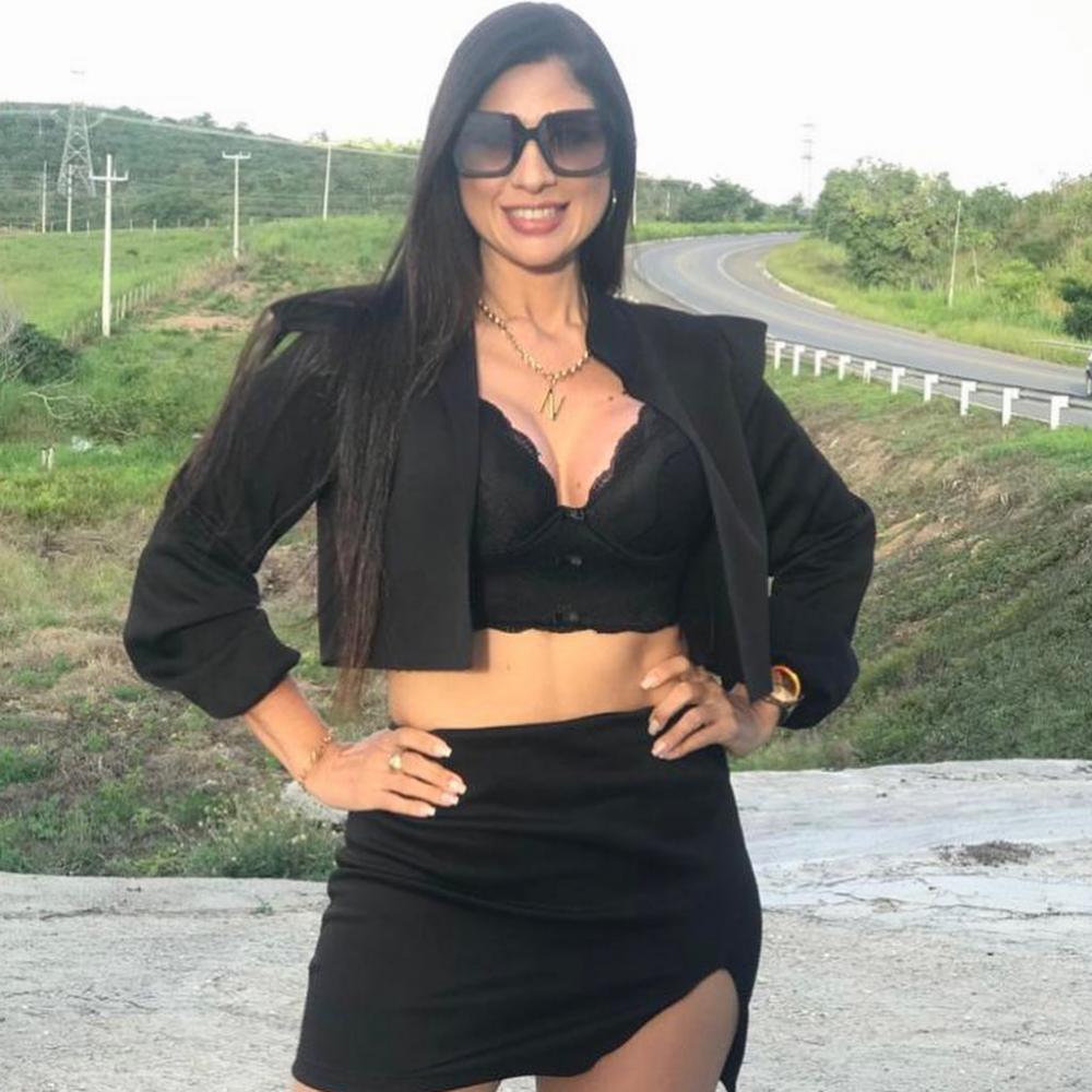 Paulinha Abelha tomava pelo menos 17 comprimidos para emagrecer 