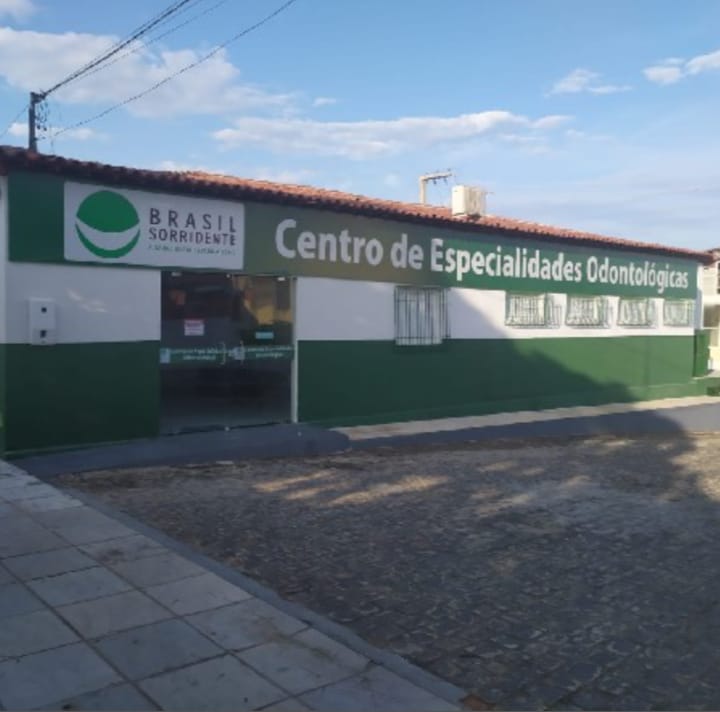 Conforme reclamação dos usuários, o CEO de Cajazeiras não está realizando procedimento de canal e outros serviços especializados 