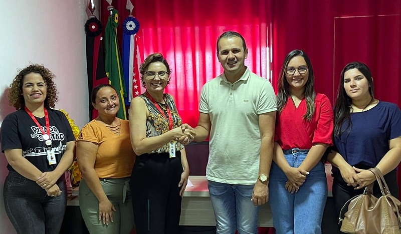 Prefeito Aldo Andrade assina parceria com Associação Cultural Pisada do Sertão para realização do projeto Rota do Sol 2023