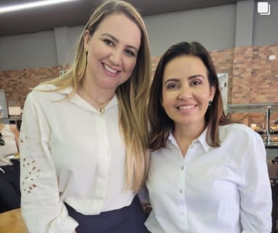 Prefeita Denise Bayma prestigia posse da nova secretária de estado Poliana Dutra