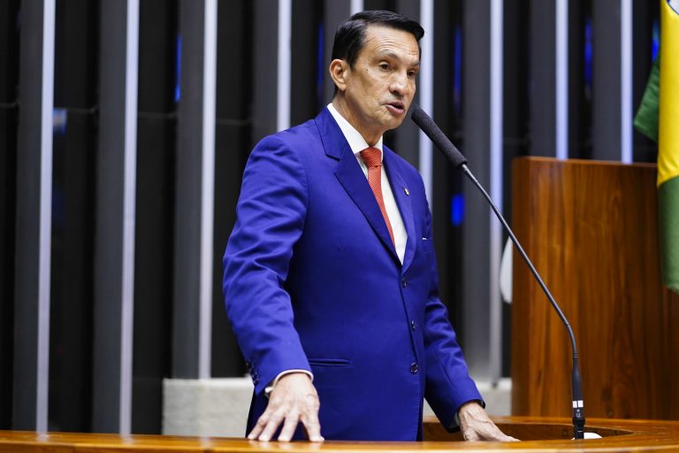  Projeto prevê inclusão de alfabetização midiática nos currículos escolares