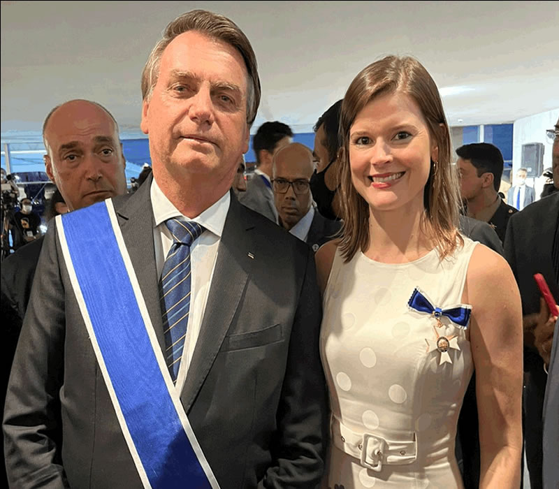  O assunto tem sido tratado com sigilo entre aliados do ex-presidente