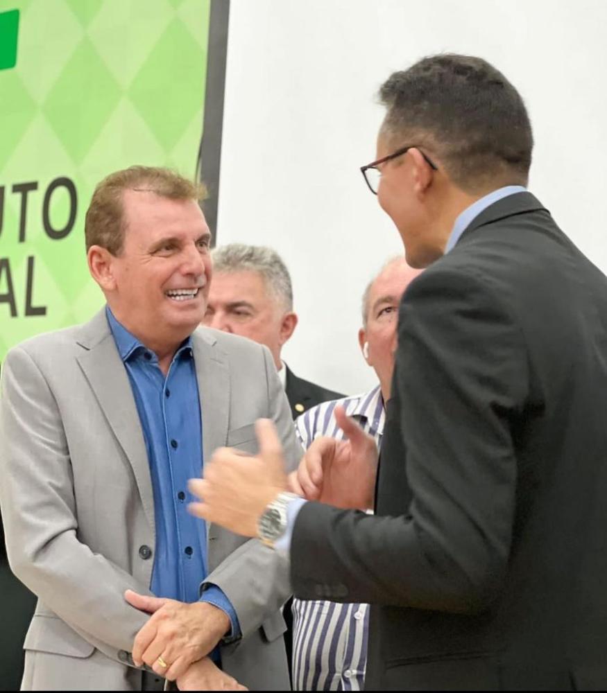 Deputado Chico mendes participa da posse do novo secretário estadual de educação 