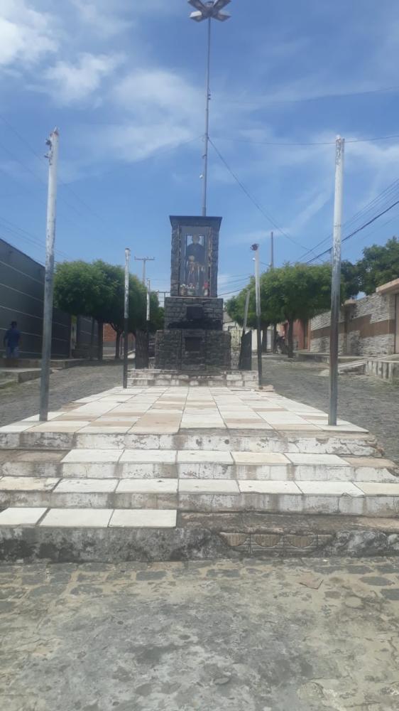Pracinha de padre Cícero em São José de Piranhas 