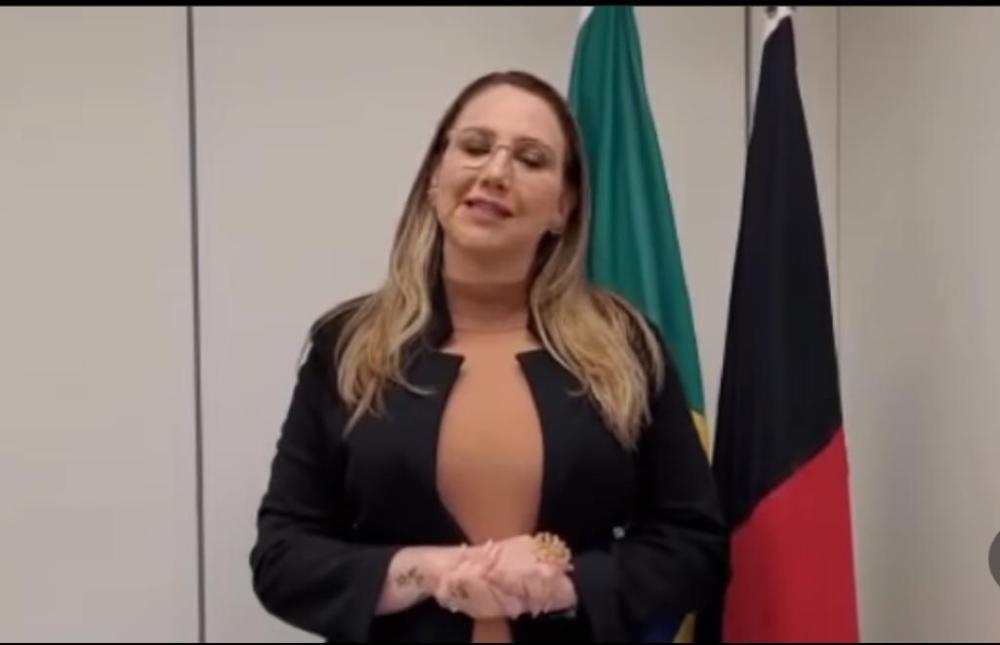 Durante sessão tradicional, prefeita de Bom Jesus anuncia pacote de obras para o distrito de São José 