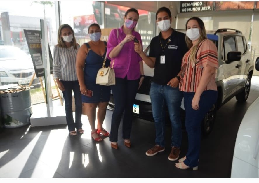 Prefeitura de Bom Jesus entrega veículo zero Km ao conselho Tutelar 