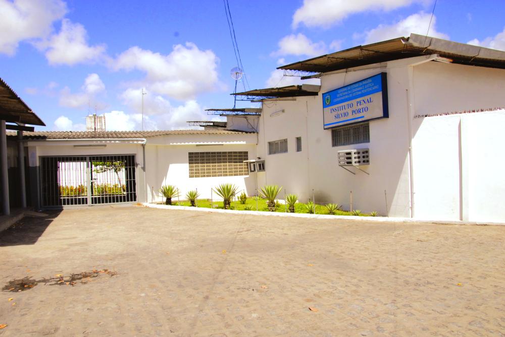 Presos fogem do presídio Silvio Porto em João Pessoa 