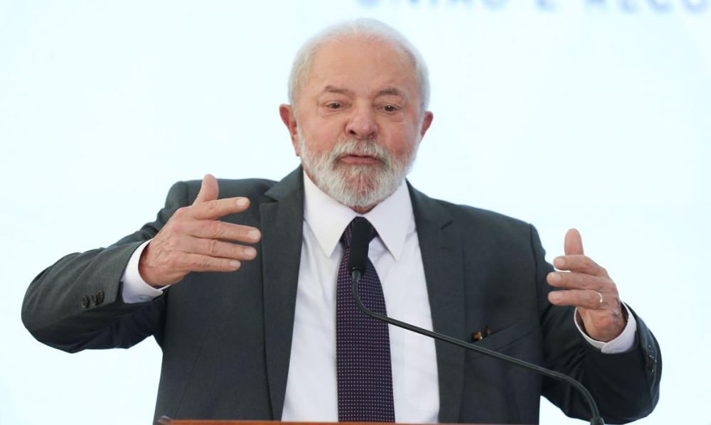 Presidente Lula é aprovado por 38% da população, diz Data Folha 
