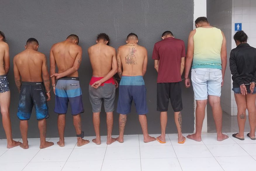 Ao menos dez criminosos foram presos 
