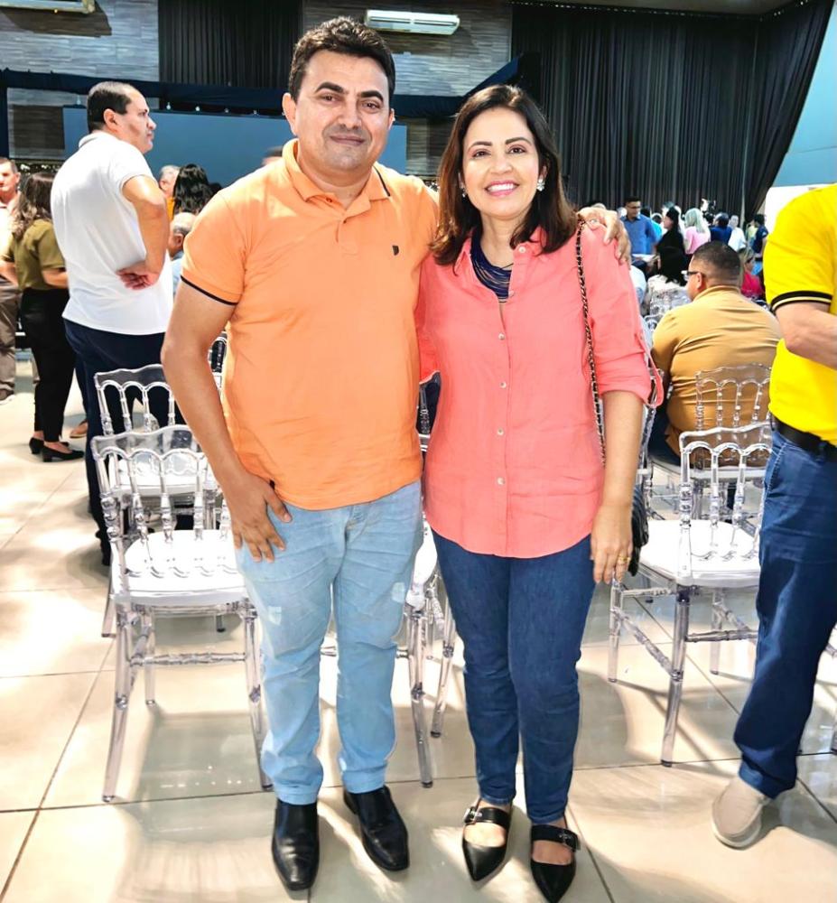 Padre Gilberto se filia ao partido do governador e se fortalece para disputar a prefeitura de Monte Horebe 