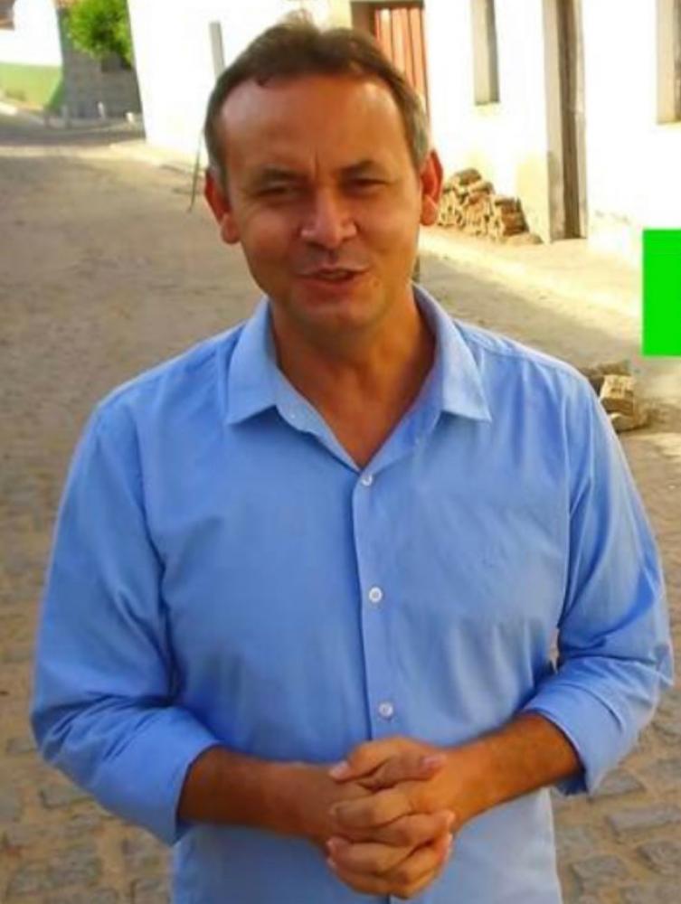 Em tom de deboche, prefeito de Santa Helena diz que quem critica as poucas vagas abertas para o concurso não conhece nada 