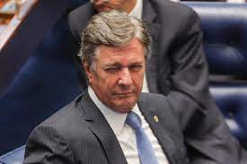 Fernando Collor é condenado a 8 anos e 10 meses de prisão pelo STF 