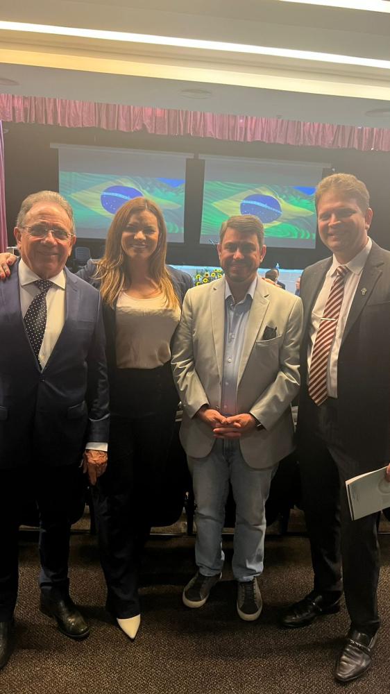 Marcílio Cartaxo (diretor); Rosy Gonçalves (jornalista); Dinho (pres. da Câmara de João Pessoa e Marcelo Lucena (Dir. da Fundação Hospital Laureano) 