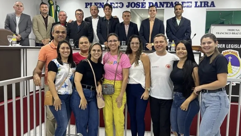 Sessão Extraordinária realizada na noite desta segunda-feira (05)