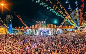 Tarcísio do Acordeon, Taty Girl e Eliane são atrações hoje no maior São João do Mundo em CG; amanhã as atrações não chamama atenção do público 