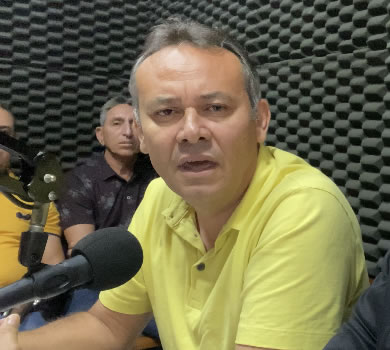 Prefeito de Santa Helena, João Cléber 