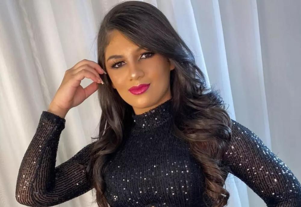 Vivi Araújo morreu em acidente de carro 