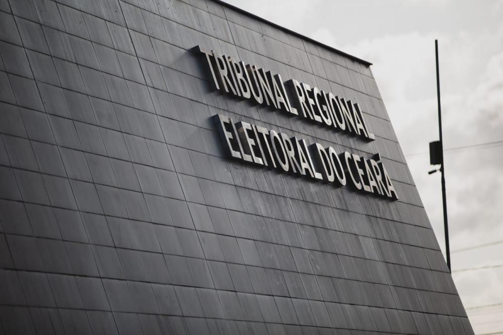 TRE-CE quer realizar concurso público até o fim do ano, diz presidente do tribunal 