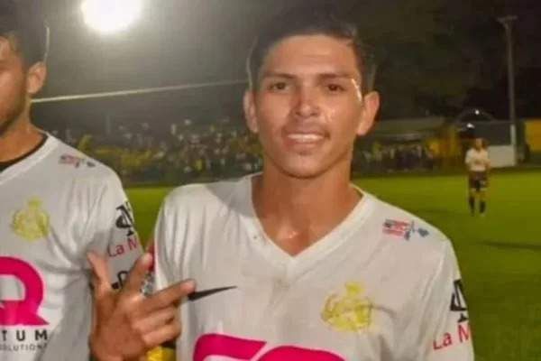 Jogador é devorado por crocodilo