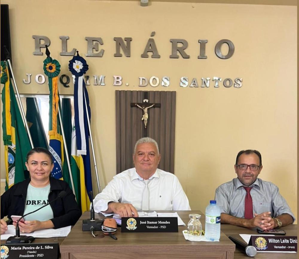 Itamar Mendes, presidente da Câmara do Barro solicita ao executivo lixeiras seletivas em praças da cidade 