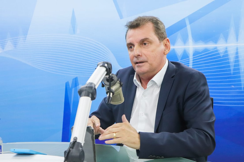 Chico Mendes lidera pesquisa estimulada para prefeito de Cajazeiras