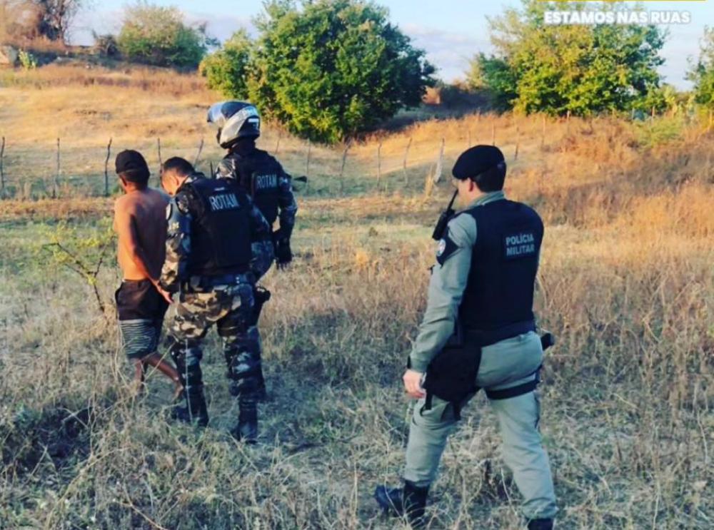 Acusado foi preso em um matagal 